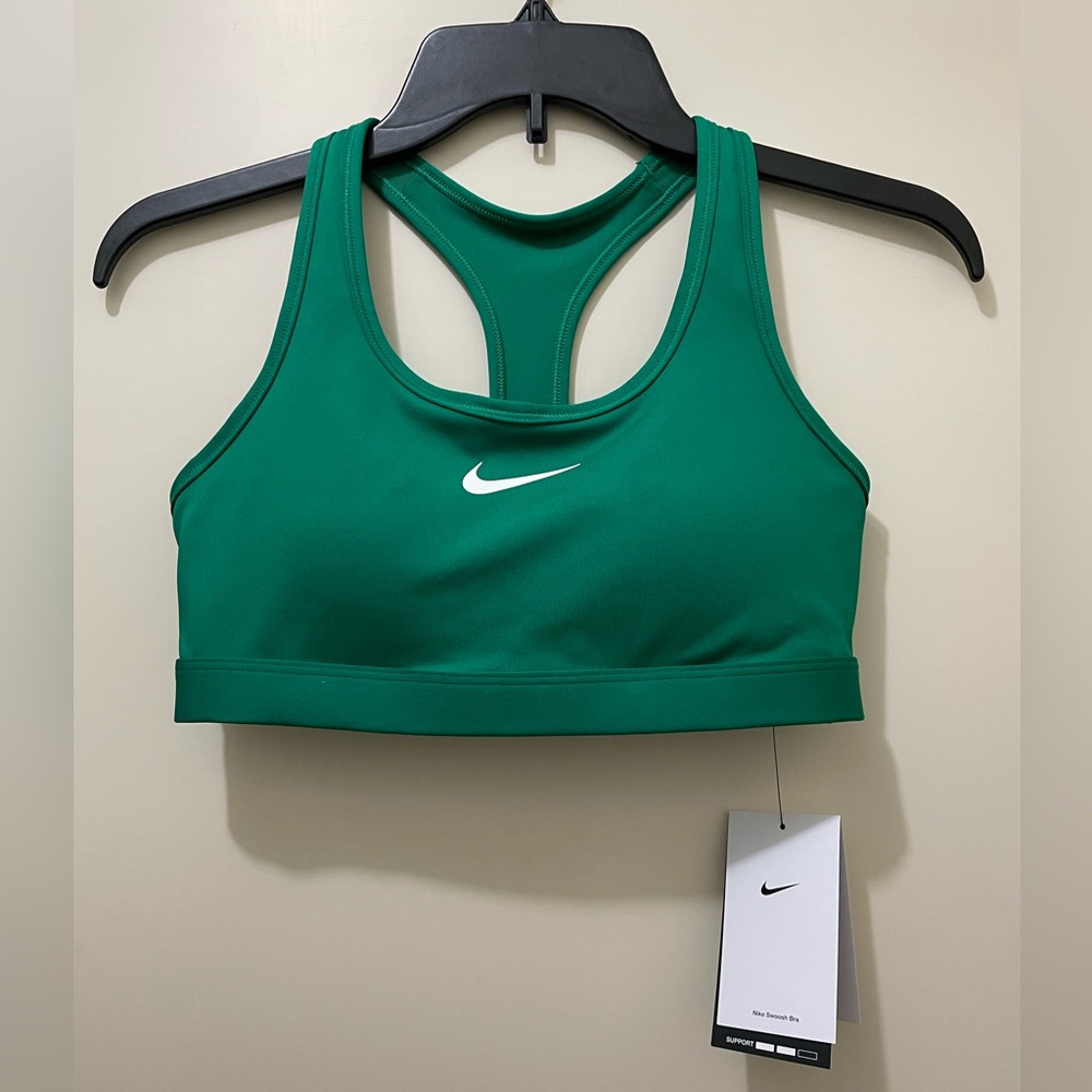 Nike Women’s Swoosh Sports Bra